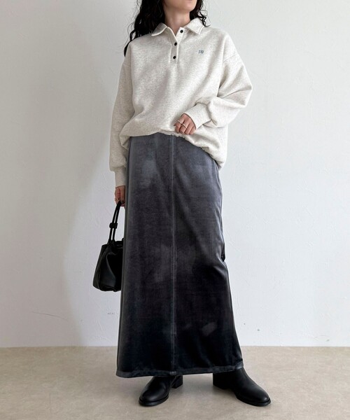 fredy emue(フレディエミュ)の「FR刺繍衿付き起毛スウェットプルオーバー(スウェット・レディース・ボルドー/ネイビー/アイボリー/グレー・38)」の5枚目の写真