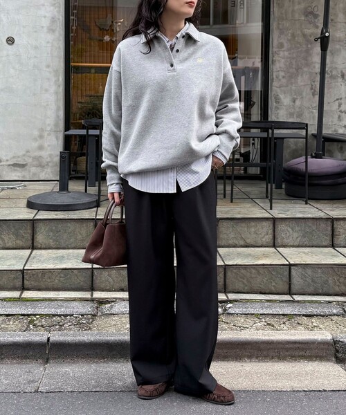 fredy emue(フレディエミュ)の「FR刺繍衿付き起毛スウェットプルオーバー(スウェット・レディース・ボルドー/ネイビー/アイボリー/グレー・38)」の18枚目の写真