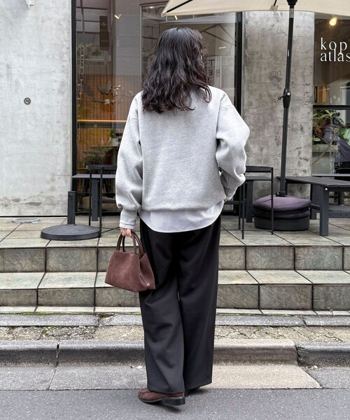 fredy emue(フレディエミュ)の「FR刺繍衿付き起毛スウェットプルオーバー(スウェット・レディース・ボルドー/ネイビー/アイボリー/グレー・38)」の21枚目の写真