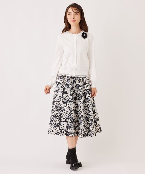 TO BE CHIC（トゥー ビー シック）の「シアーレイヤー カーディガン（カーディガン/ボレロ・レディース・ブラック/オフホワイト/オレンジ/ライトブルー・40/42）」の14枚目の写真