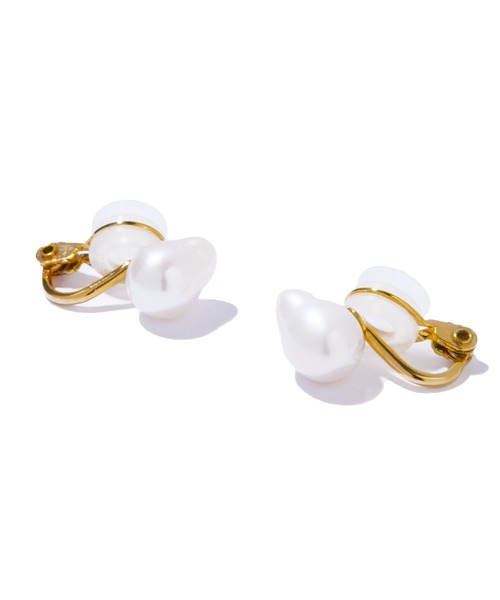 les bonbon（ルボンボン）の「【les bonbon】organic pearl earring WH/オーガニック パール イヤリング（イヤリング・レディース・シルバー/ゴールド/ホワイト/グレー・FREE）」の9枚目の写真