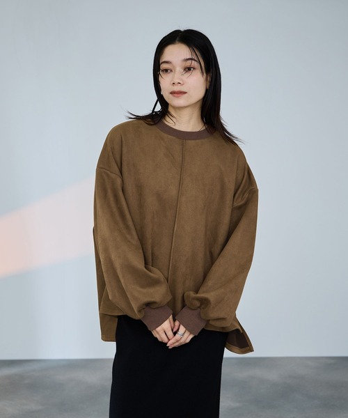 Mac-House（マックハウス）の「milli de l'air  スエードライクボックスシルエットプルオーバー（Tシャツ/カットソー・レディース・アイボリー/ダークグレー/ブラウン・M）」の17枚目の写真