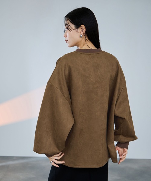 Mac-House（マックハウス）の「milli de l'air  スエードライクボックスシルエットプルオーバー（Tシャツ/カットソー・レディース・アイボリー/ダークグレー/ブラウン・M）」の19枚目の写真