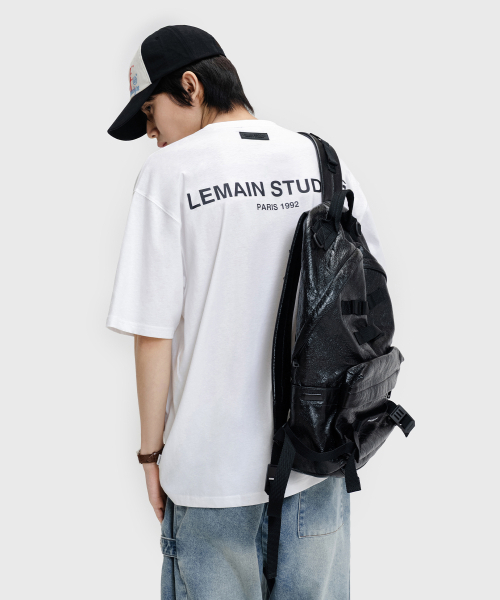 LEMAIN SECOND（リメインセカンド）の「バックポイントスタジオ オーバーサイズ 半袖Tシャツ [ホワイト]（Tシャツ/カットソー・レディース・その他・LARGE/X-LARGE/SMALL/MEDIUM）」の3枚目の写真