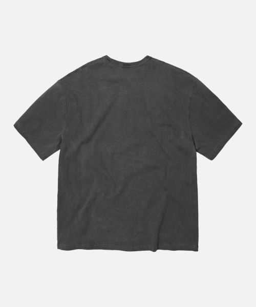FRIZMWORKS(フリズムワークス)の「BLACK FLAG PIGMENT DYEING TEE _ CHARCOAL(Tシャツ/カットソー・メンズ・その他・SMALL/MEDIUM/LARGE/X-LARGE)」の2枚目の写真