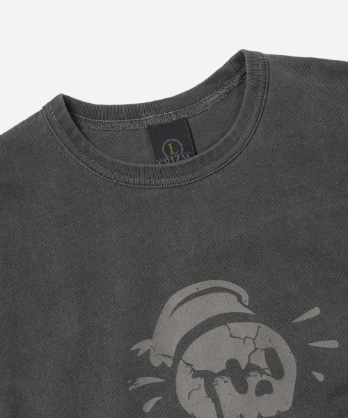 FRIZMWORKS(フリズムワークス)の「BLACK FLAG PIGMENT DYEING TEE _ CHARCOAL(Tシャツ/カットソー・メンズ・その他・SMALL/MEDIUM/LARGE/X-LARGE)」の3枚目の写真