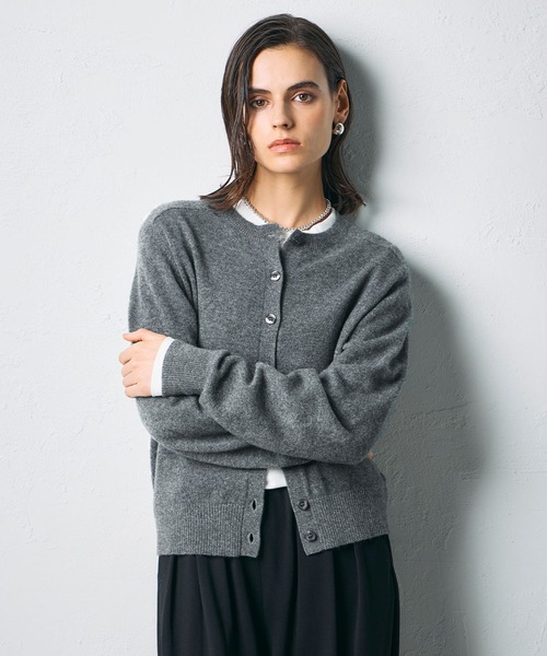 N.O.R.C（ノーク）の「【CASHMERE100%】カシミヤクルーネックニットカーディガン（カーディガン/ボレロ・レディース・チャコール/ベージュ/ブラック/サックスブルー・フリー）」の19枚目の写真