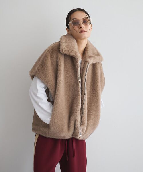 GARAGE OF GOOD CLOTHING(ガレージオブグッドクロージング)の「グラデーションファーZIP VEST(その他アウター・レディース・グレー/キャメル・M)」の21枚目の写真
