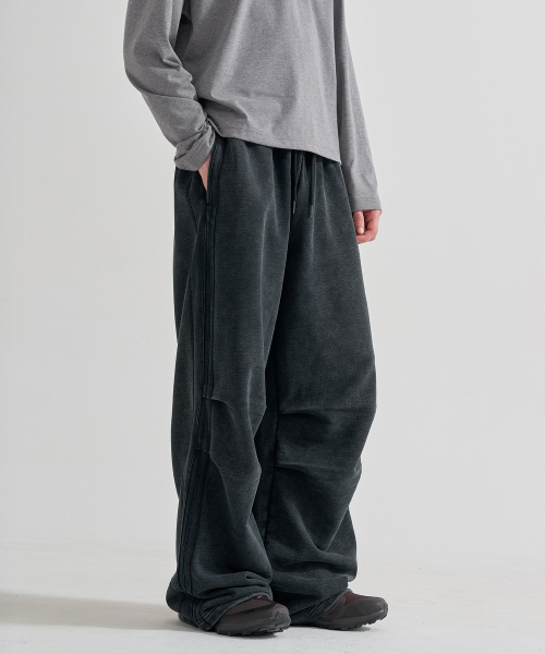 JUAN HOMME（ジュアンオム）の「トラックスウェットパンツ（ブラック）（スウェットパンツ・レディース・その他・LARGE/MEDIUM/SMALL/X-SMALL）」の5枚目の写真