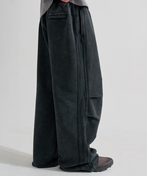 JUAN HOMME（ジュアンオム）の「トラックスウェットパンツ（ブラック）（スウェットパンツ・レディース・その他・LARGE/MEDIUM/SMALL/X-SMALL）」の7枚目の写真