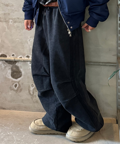 JUAN HOMME（ジュアンオム）の「トラックスウェットパンツ（ブラック）（スウェットパンツ・レディース・その他・LARGE/MEDIUM/SMALL/X-SMALL）」の15枚目の写真