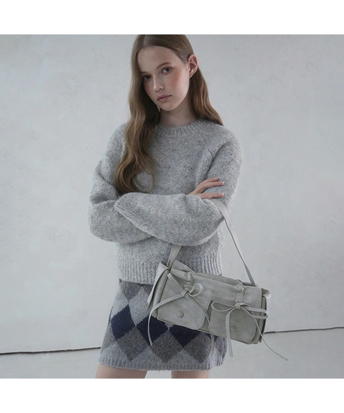 Vivacious(ビバシャス)の「Selena Ribbon Bag - 7COL(トートバッグ・レディース・チャコール/グレイッシュベージュ/グレイッシュブルー/シルバーグレー/ブラックミックス/グレー・FREE)」の4枚目の写真