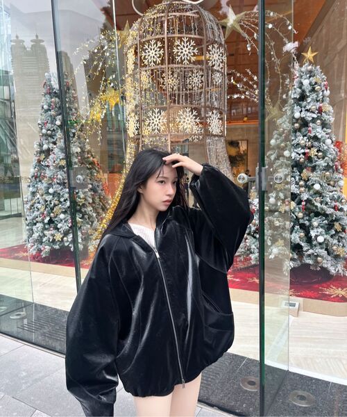 UNGIMMICK(アンジミック)の「GLOSSY HOODED JACKET (BLACK)(その他アウター・メンズ・その他・MEDIUM/LARGE)」の3枚目の写真