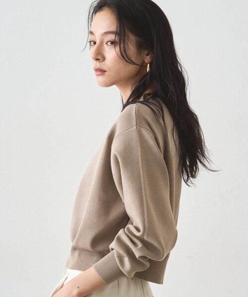 LOUNGEDRESS（ラウンジドレス）の「ジョーゼットオフショルニット（ニット/セーター・レディース・グレイッシュベージュ/ブラック/オフホワイト・FREE）」の9枚目の写真