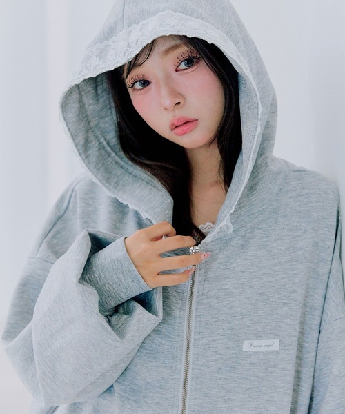 OLIVE des OLIVE（オリーブデオリーブ）の「タグ付きレースパーカー（パーカー・レディース・イエロー/ピンク/サックスブルー/チャコールグレー/トップグレー・FREE）」の6枚目の写真