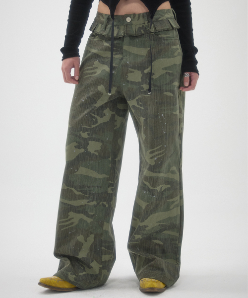 OOH-AHH(ウーアー)の「カモペイントパンツ(その他パンツ・レディース・その他・SMALL/MEDIUM)」の1枚目の写真
