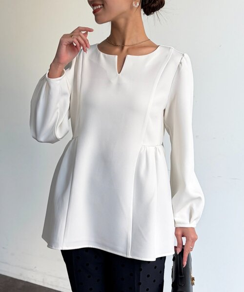 Chez toi（シェトワ）の「【セレモニー対応可】ペプラムブラウス（シャツ/ブラウス・レディース・オフホワイト/ブラック・FREE）」の4枚目の写真