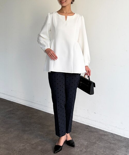 Chez toi（シェトワ）の「【セレモニー対応可】ペプラムブラウス（シャツ/ブラウス・レディース・オフホワイト/ブラック・FREE）」の7枚目の写真