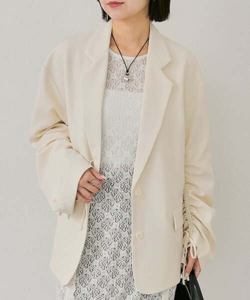 mystic（ミスティック）の「ドロストスリーブテーラードジャケット（テーラードジャケット・レディース・チャコールグレー/アイボリー/ベージュ・FREE）」の4枚目の写真