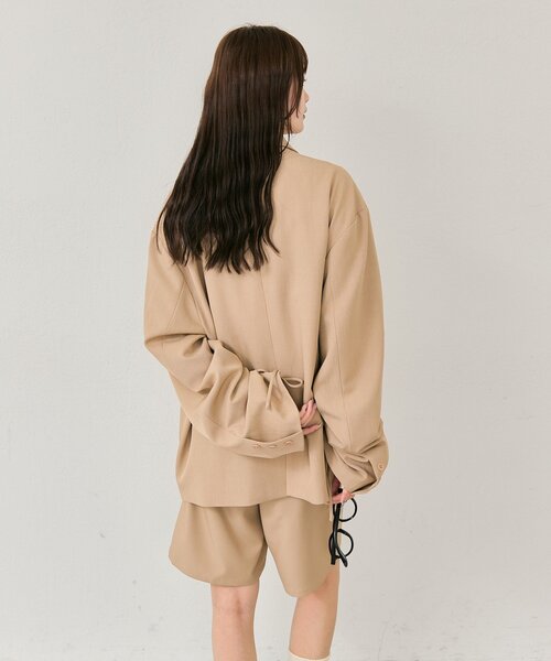 mystic(ミスティック)の「ドロストスリーブテーラードジャケット(テーラードジャケット・レディース・チャコールグレー/アイボリー/ベージュ・FREE)」の4枚目の写真