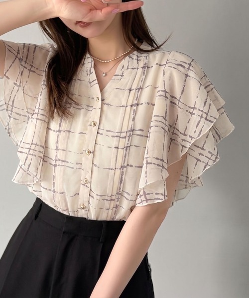 mily bilet(ミウィビレット)の「【mily bilet】大人のスパイスをこの1枚で。チェック柄フリルシアーブラウス(シャツ/ブラウス・レディース・ブラック/アイボリー/ブルー・LARGE/MEDIUM/SMALL/X-LARGE)」の3枚目の写真