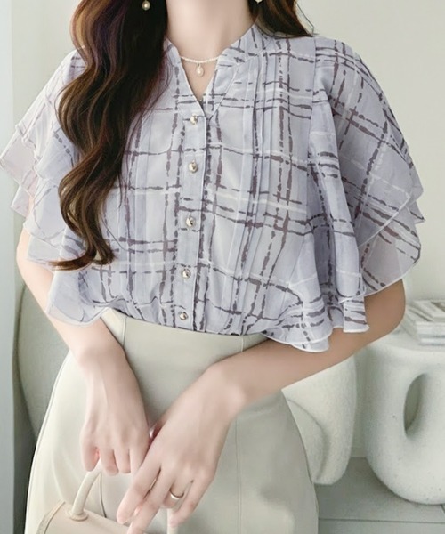 mily bilet(ミウィビレット)の「【mily bilet】大人のスパイスをこの1枚で。チェック柄フリルシアーブラウス(シャツ/ブラウス・レディース・ブラック/アイボリー/ブルー・LARGE/MEDIUM/SMALL/X-LARGE)」の5枚目の写真