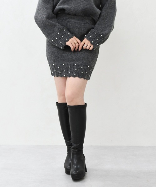 MISCH MASCH(ミッシュマッシュ)の「一部店舗限定 パールデザインニットワンピース×マフラーセット(セットアップ・レディース・グレー/ベージュ・フリ-)」の16枚目の写真