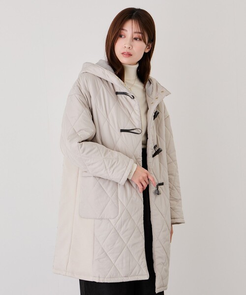 Jayro(ジャイロ)の「中綿キルトダッフルコート(ダッフルコート・レディース・ブラック/オフホワイト/ダークブラウン・M)」の12枚目の写真