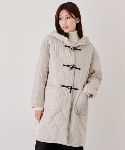 Jayro(ジャイロ)の「中綿キルトダッフルコート(ダッフルコート・レディース・ブラック/オフホワイト/ダークブラウン・M)」の13枚目の写真