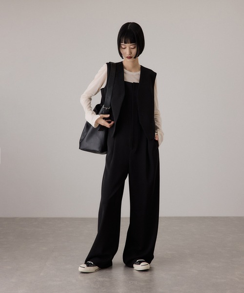 ADAM ET ROPE'（アダムエロペ）の「【サステナブル】ジレコンビロンパース（つなぎ/オールインワン・レディース・キナリ/ブラック・36/38）」の14枚目の写真