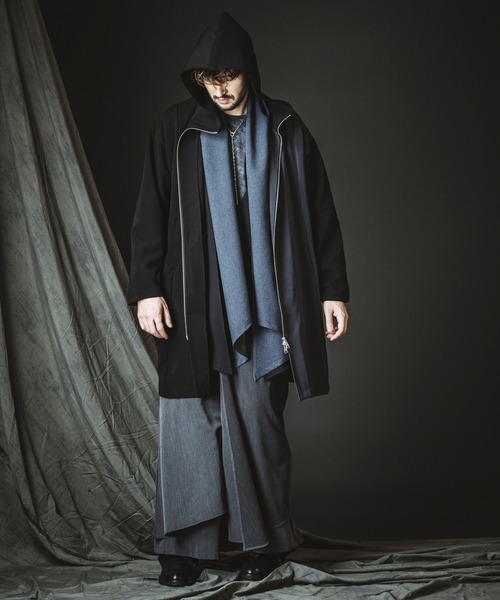 NO ID.(ノーアイディ)の「【NO ID.】Layered Cape Baggy Trousers / レイヤード ケープ バギー トラウザーズ(スラックス・メンズ・ブラック/グレー・1/2)」の22枚目の写真