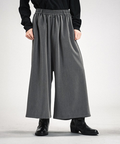 NO ID.(ノーアイディ)の「【NO ID.】Layered Cape Baggy Trousers / レイヤード ケープ バギー トラウザーズ(スラックス・メンズ・ブラック/グレー・1/2)」の6枚目の写真