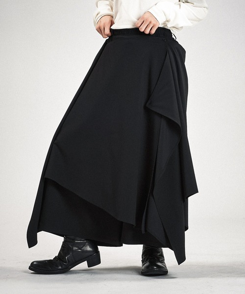 NO ID.(ノーアイディ)の「【NO ID.】Layered Cape Baggy Trousers / レイヤード ケープ バギー トラウザーズ(スラックス・メンズ・ブラック/グレー・1/2)」の16枚目の写真