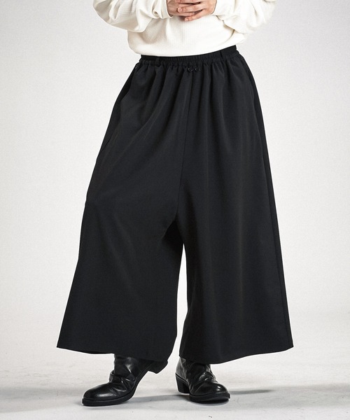 NO ID.(ノーアイディ)の「【NO ID.】Layered Cape Baggy Trousers / レイヤード ケープ バギー トラウザーズ(スラックス・メンズ・ブラック/グレー・1/2)」の20枚目の写真