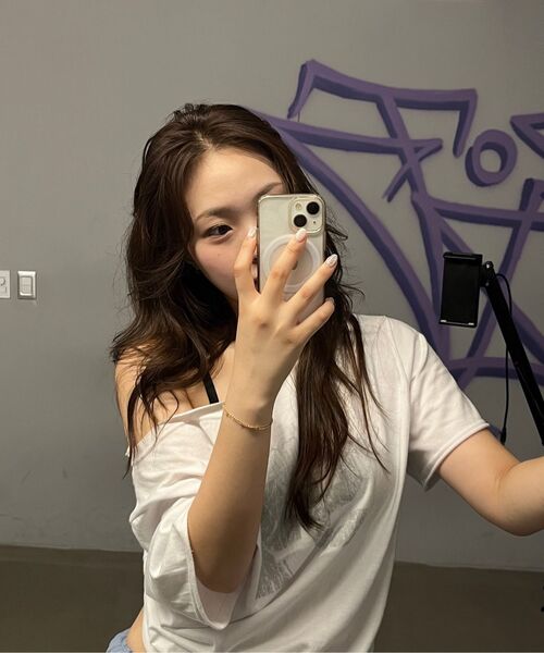 CHICKS(チックス)の「ノッティングヒルフェミニンワンショルダー半袖ホワイト(Tシャツ/カットソー・レディース・その他・FREE)」の17枚目の写真