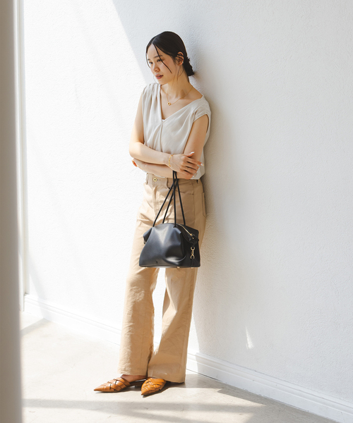 ＆MyuQ（アンドミューク）の「《追加・新色カラー別注》&MyuQ/アンドミューク TAMTON ボストンバッグ（ショルダーバッグ・レディース・ブラック/ホワイト・FREE）」の5枚目の写真