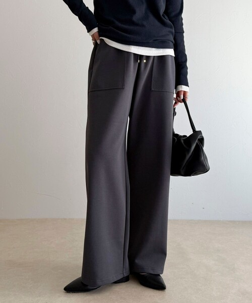 fredy emue（フレディエミュ）の「ポンチイージーベイカーパンツ（その他パンツ・レディース・ブラック/チャコールグレー/オフホワイト・38/36）」の3枚目の写真