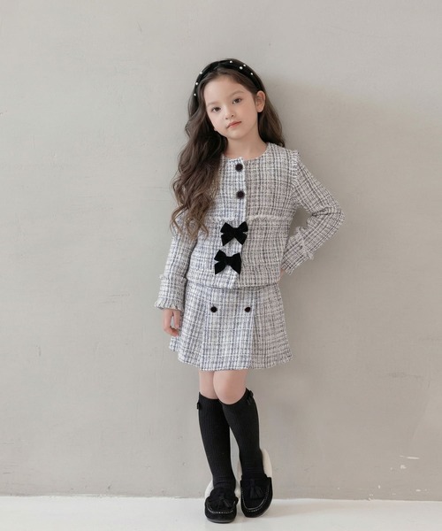 Rora(ローラ)の「アイリス セットアップスーツ(セットアップ・キッズ・ホワイト×ブルー・120cm/130cm/110cm)」の2枚目の写真