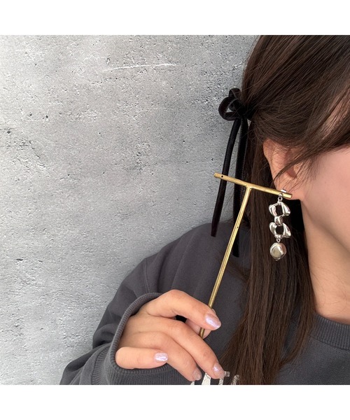 tone(トーン)の「【musk】シルバーチェーンのピアス(MA)(ピアス(両耳用)・レディース・シルバー・FREE)」の7枚目の写真