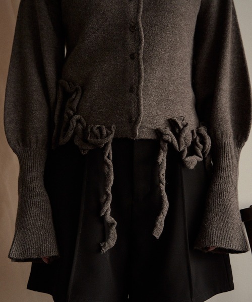 mideal(マイディール)の「raffle design loose knit shirt / ラッフルデザインルーズニットシャツ(カーディガン/ボレロ・レディース・スモークピンク/グレー/グリーン・FREE)」の7枚目の写真