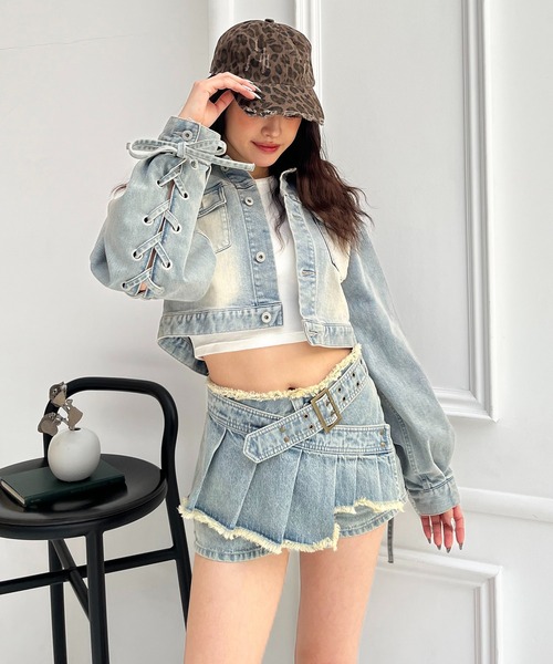 SPIRALGIRL(スパイラルガール)の「ベルトプリーツデザインショートパンツ(デニムパンツ・レディース・ブラック/ブルー・SMALL/MEDIUM)」の22枚目の写真