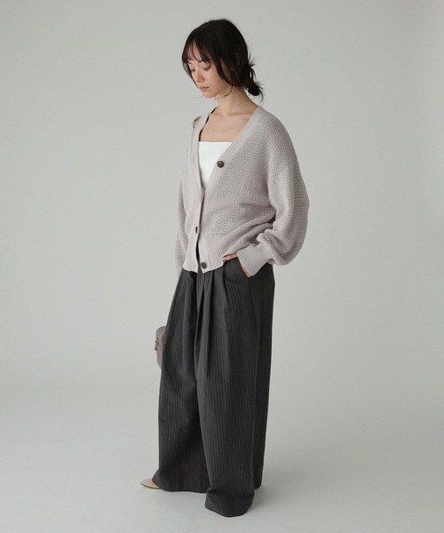 BABYLONE（バビロン）の「編み柄ニットカーデ（カーディガン/ボレロ・レディース・スモークピンク/サンドベージュ・フリー）」の11枚目の写真