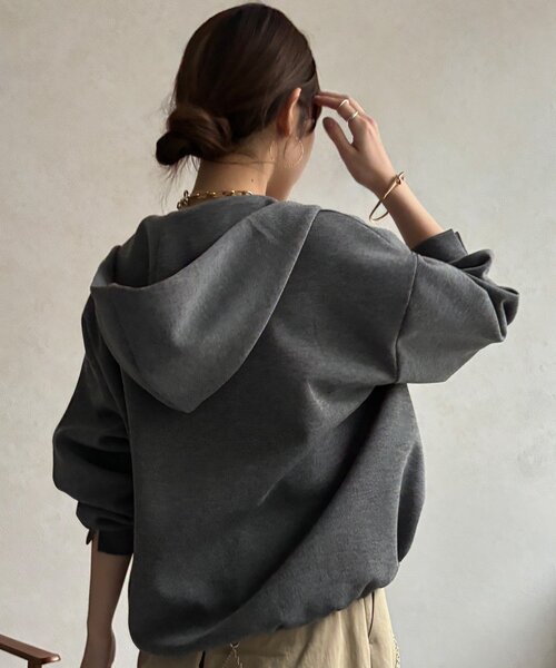 DouDou(ドゥドゥ)の「【WEB限定】パール+ロゴジップパーカー(Tシャツ/カットソー・レディース・チャコールグレー/グレー/オフホワイト・FREE)」の12枚目の写真