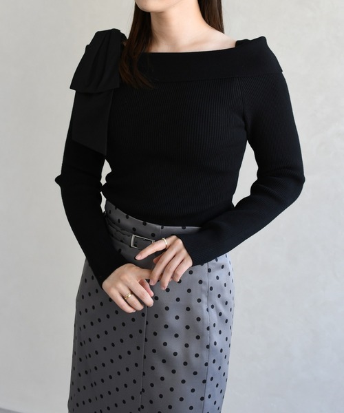 31 Sons de mode（トランテアン　ソン　ドゥ　モード）の「2026春夏新作 アシメリボンニットプルオーバー（ニット/セーター・レディース・ブラウン/ブラック/オフホワイト・ﾌﾘ-）」の10枚目の写真