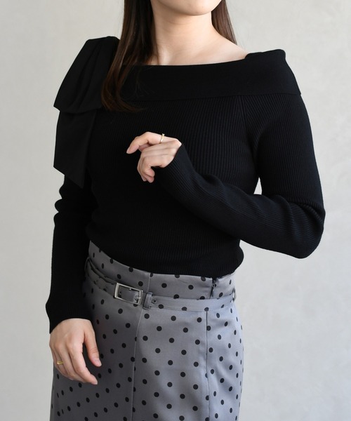 31 Sons de mode（トランテアン　ソン　ドゥ　モード）の「2026春夏新作 アシメリボンニットプルオーバー（ニット/セーター・レディース・ブラウン/ブラック/オフホワイト・ﾌﾘ-）」の11枚目の写真