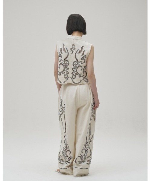 TODAYFUL(トゥデイフル)の「Cut Lace Twill Vest(ベスト・レディース・ブラック/キナリ・FREE)」の6枚目の写真