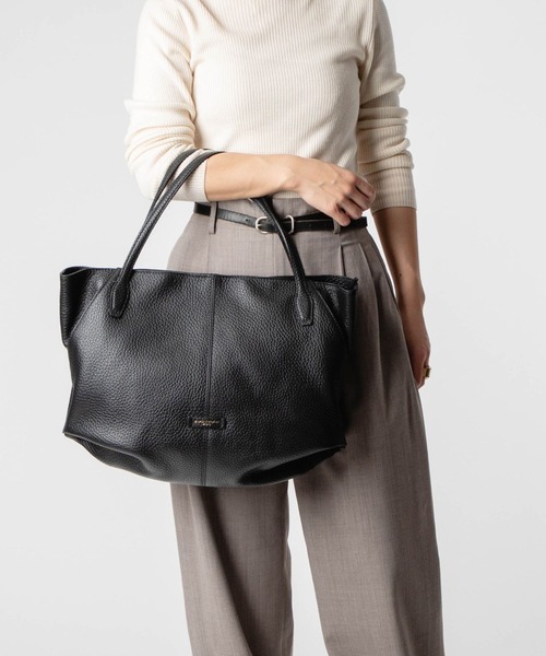 GIANNI CHIARINI(ジャンニ キアリーニ)の「GIANNI CHIARINI NATASHA ジャンニ キアリーニ ナターシャ ハンドバッグ(ハンドバッグ・レディース・ブラック・FREE)」の2枚目の写真