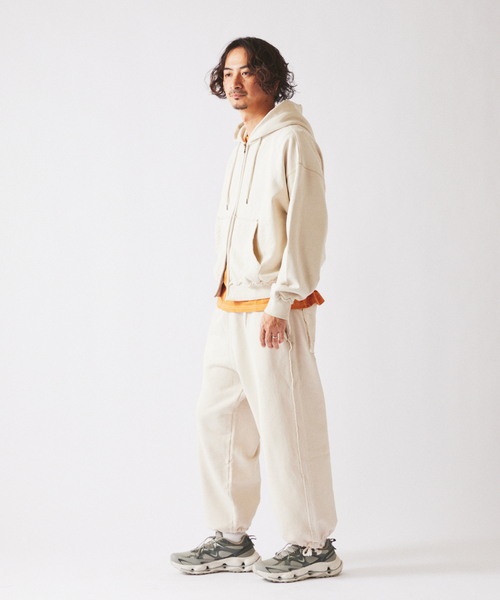 JOURNAL STANDARD relume（ジャーナルスタンダード　レリューム）の「ラフカット フェード加工 スウェットパンツ（スウェットパンツ・メンズ・ベージュ/サックスブルー/ライトグリーン/ピンク・MEDIUM/LARGE）」の8枚目の写真