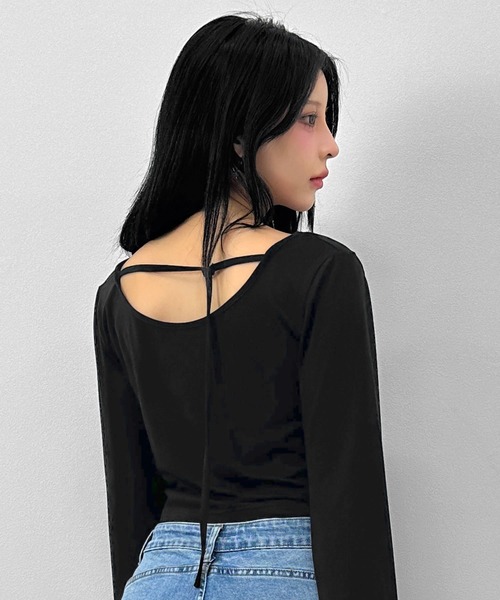 FOLLOWIN(フォロウィン)の「【FLW MADE/前後2way】ストラップ デザイントップス(Tシャツ/カットソー・レディース・ブラック・FREE)」の11枚目の写真