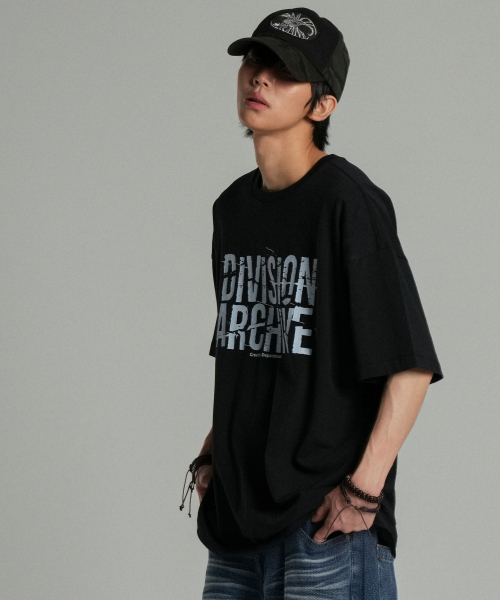 IDWS（アイドンワナセル）の「Division Archive T-Shirt Black（Tシャツ/カットソー・レディース・その他・0/1/2）」の6枚目の写真